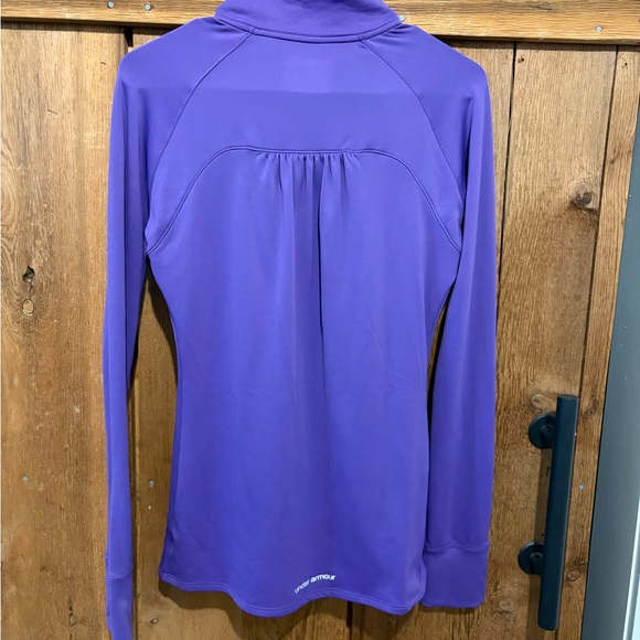 Under Armour Fitted Purple Top - Picture 2 of 3